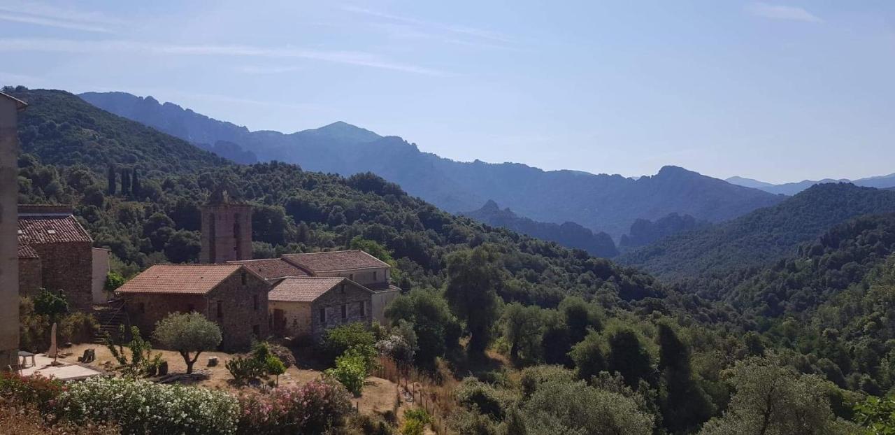 Maison Typique En Plein Coeur De Village Arbori Kültér fotó